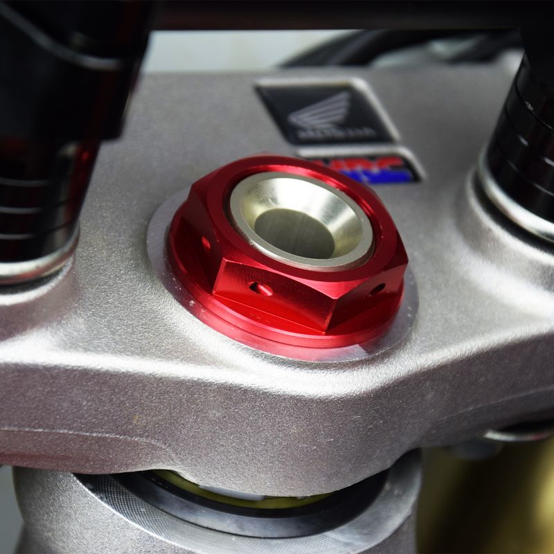TUERCA DE DIRECCIÓN SCAR HONDA