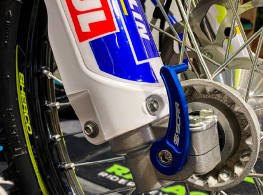 TIRADOR EJE DELANTERO SCAR SHERCO