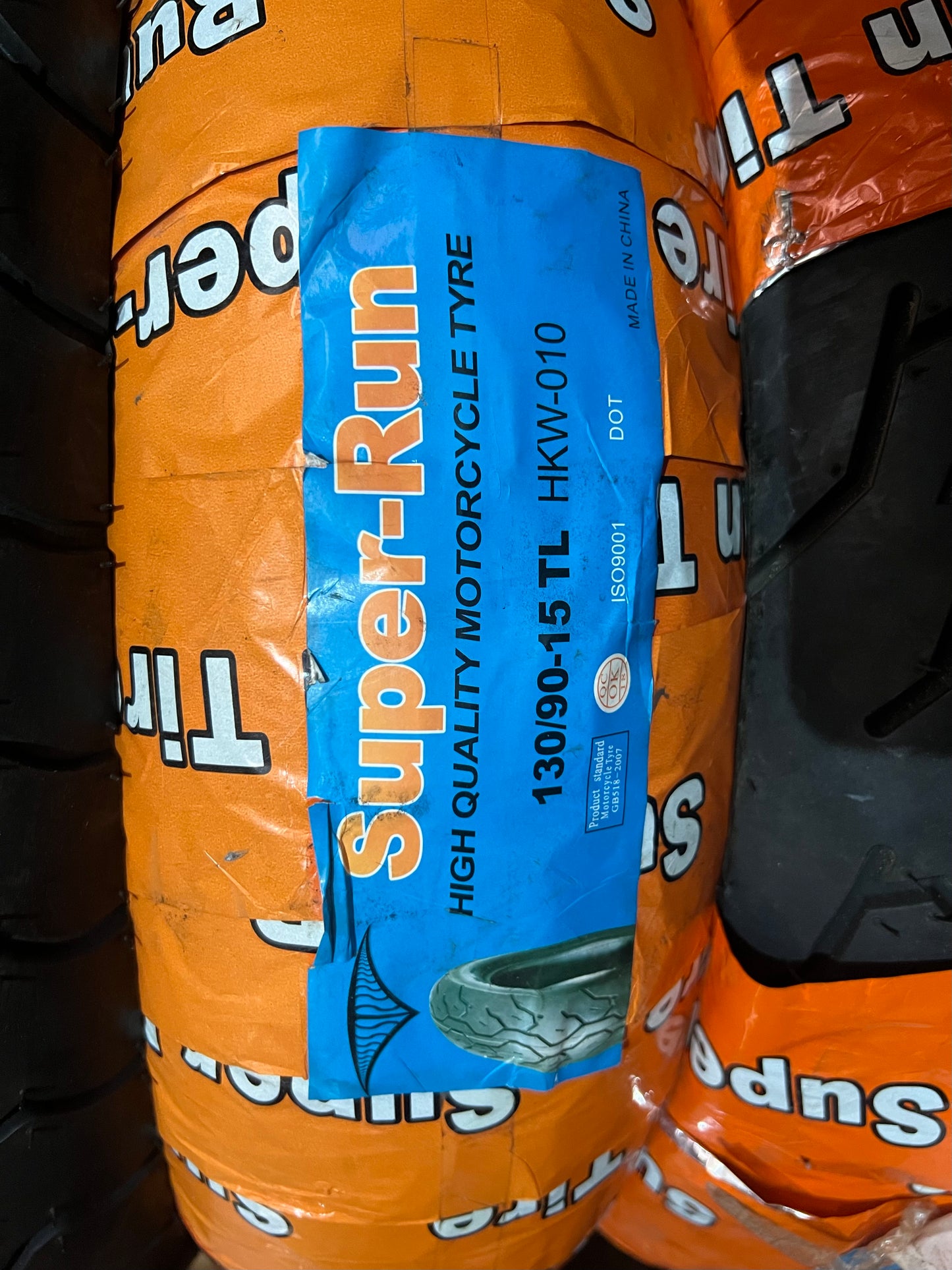 NEUMATICO SUPER RUN 130/90/15 TL